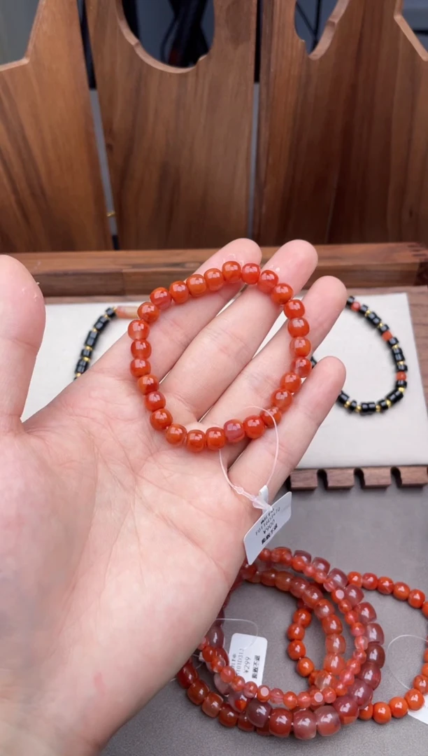 【闪购商品】南红玛瑙手串未镶嵌王朝阳翠语南红手串1
