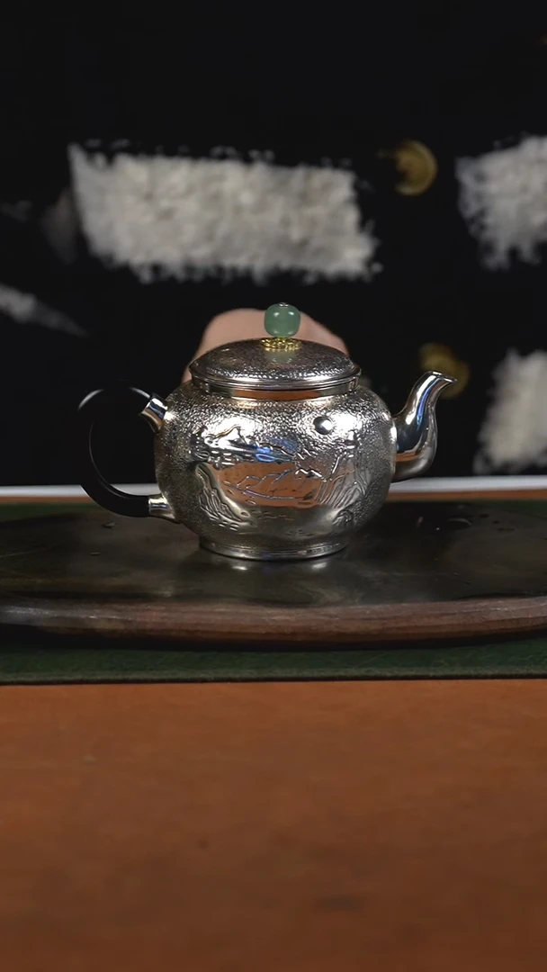 手工锤纹山水泡茶壶