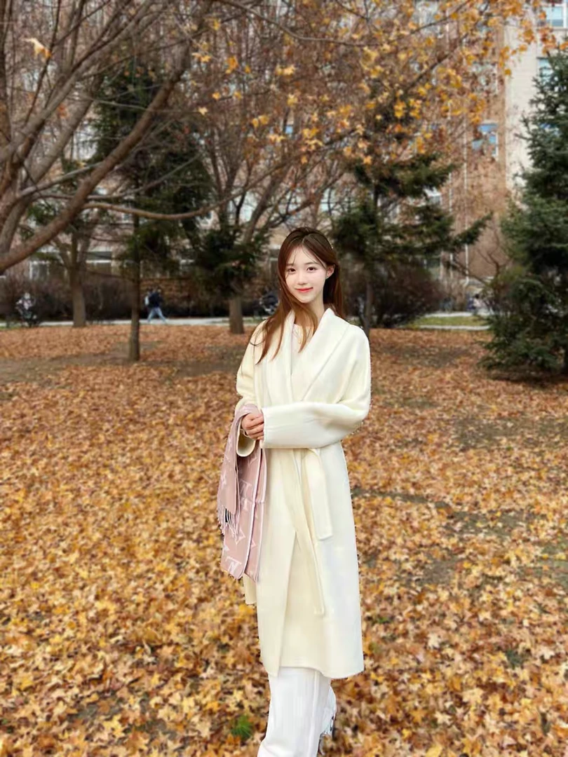 软糯柔顺羊毛奶白双面呢浴袍大衣有脏的哈