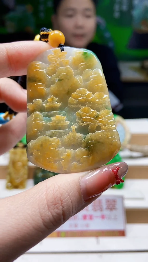 颈饰未镶嵌翡翠翡翠A货