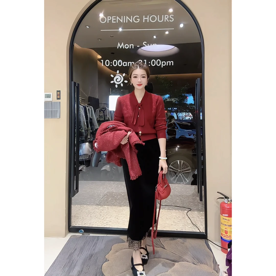 涵儿家 冬季洋气蝴蝶结软糯毛衣 VS 松紧腰加厚蕾丝拼丝绒半裙