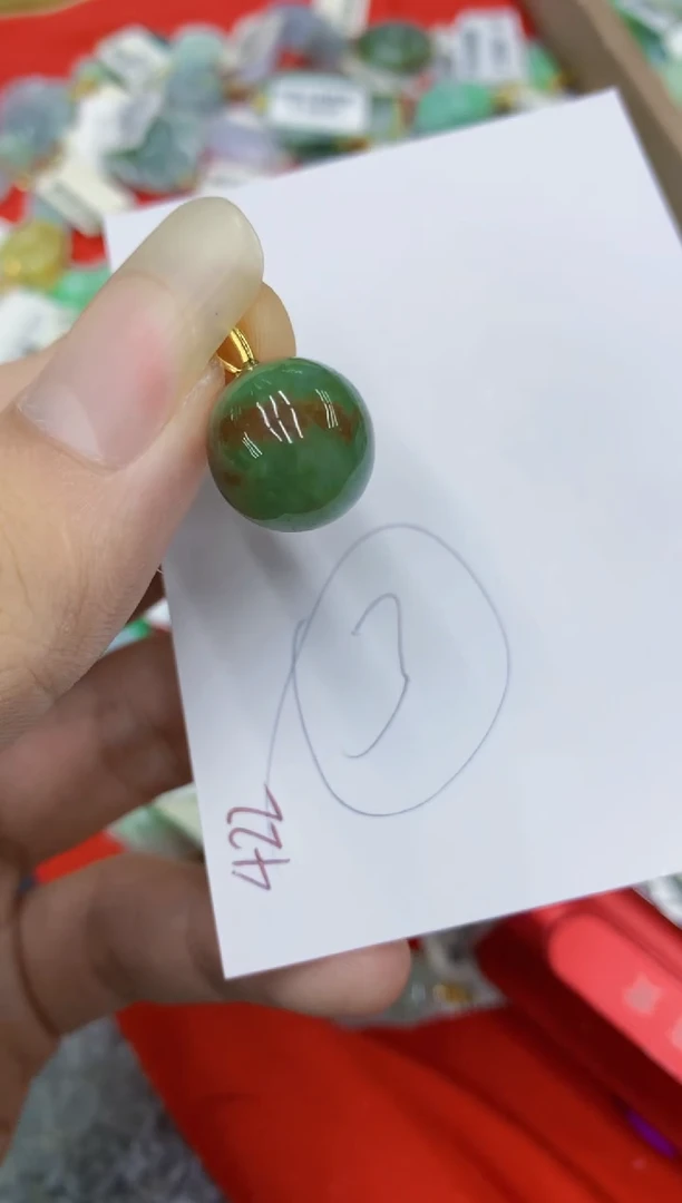 翡翠未镶嵌颈饰111111111111