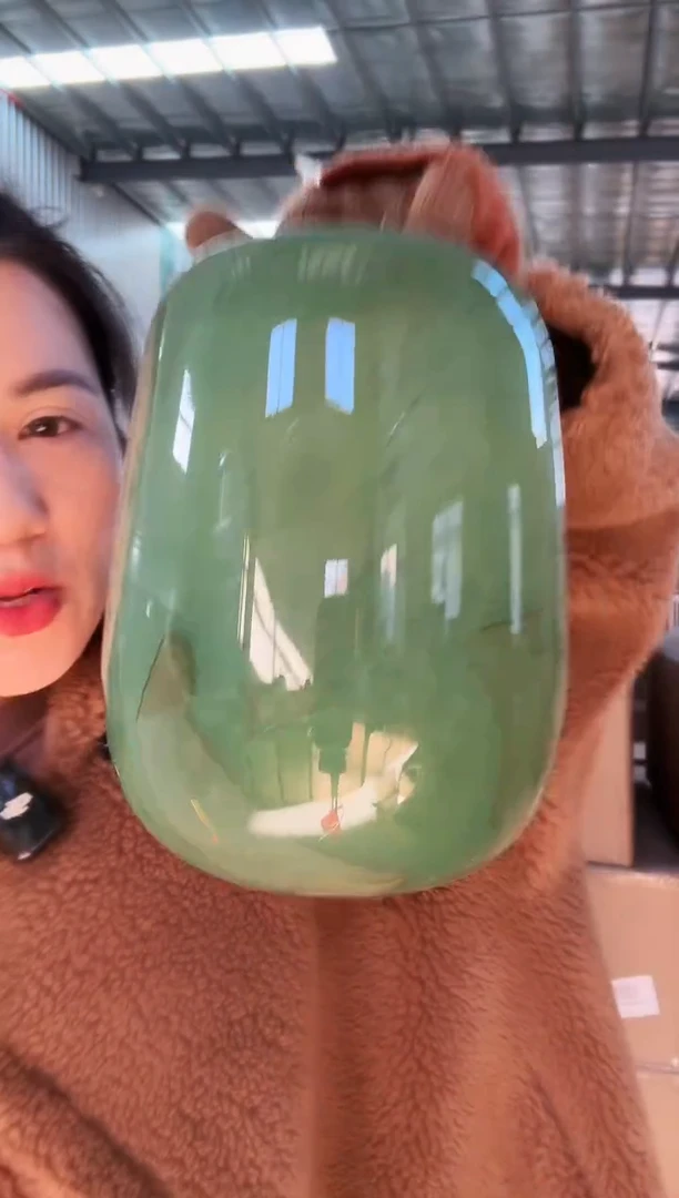 007直播玻璃花瓶