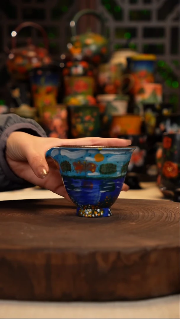 油画    釉下彩   杯子