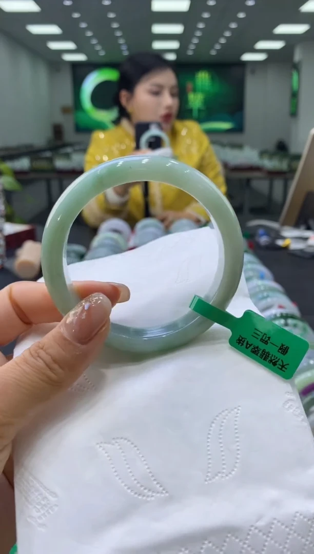 未镶嵌手镯翡翠00005416