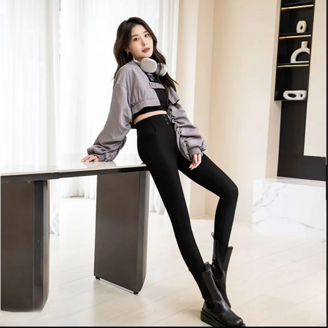 7964-（乳胶腰头）（黑色）3粒扣富贵段小黑裤