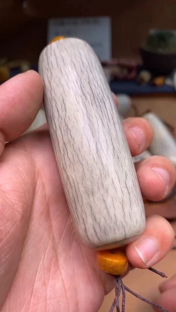 【闪购商品】牛骨其他P917-骨棒手把件-有棕裂