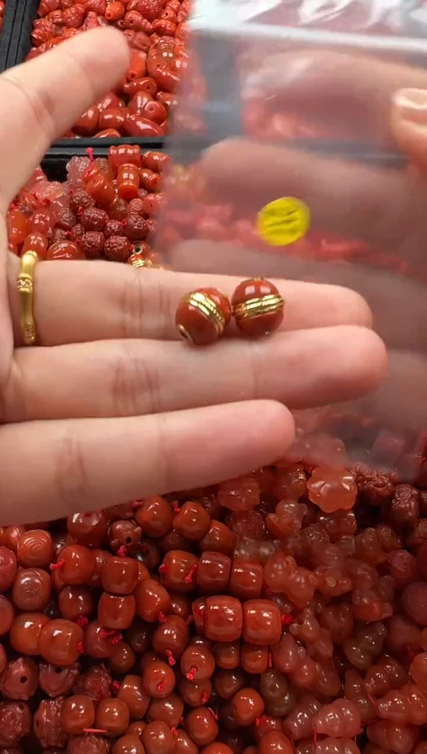 【闪购商品】南红玛瑙颈饰未镶嵌4