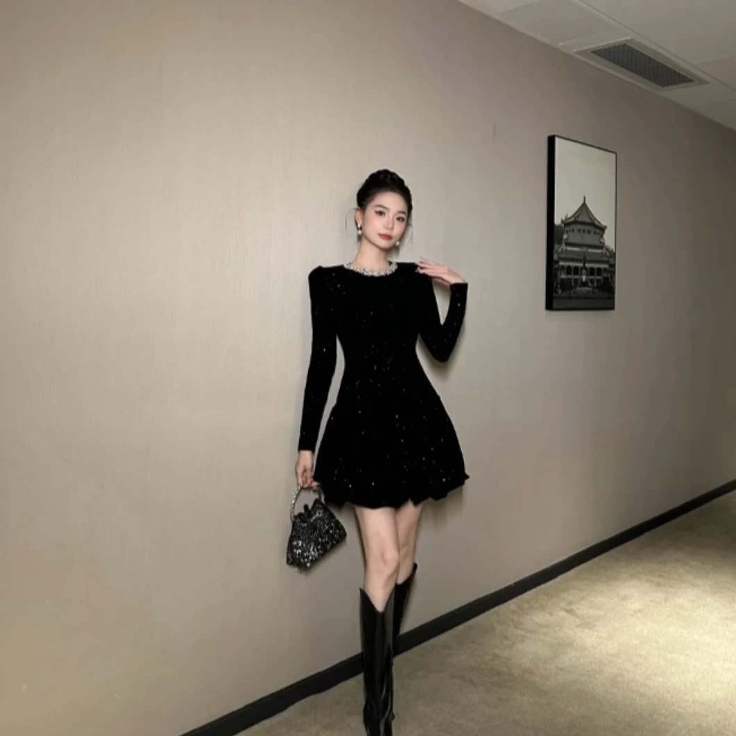 洋气轻奢小香风显瘦气质名媛时尚拼接韩版连衣裙亮片小黑裙黑色