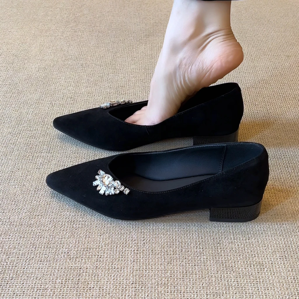 RubyL/2.5cm时尚优雅气质百搭尖头水钻一脚蹬浅口粗跟单鞋女款