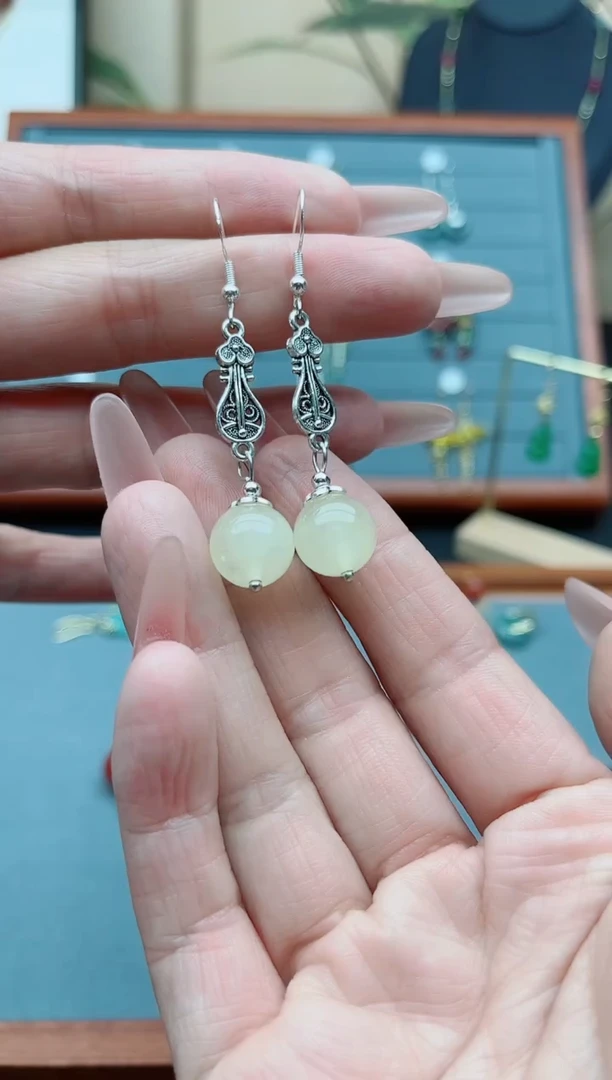 【闪购商品】玛瑙/玉髓耳饰银S925镶嵌8021