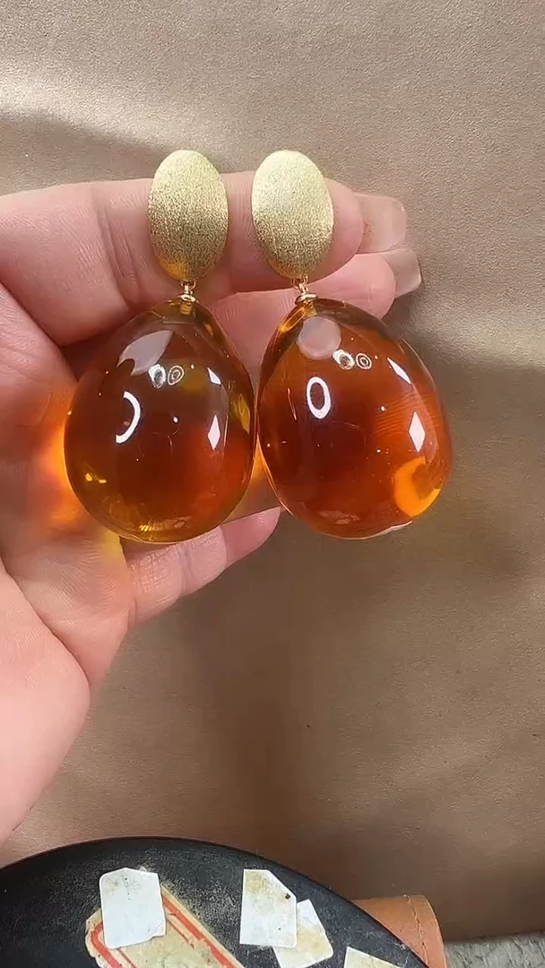 琥珀颈饰未镶嵌耳环