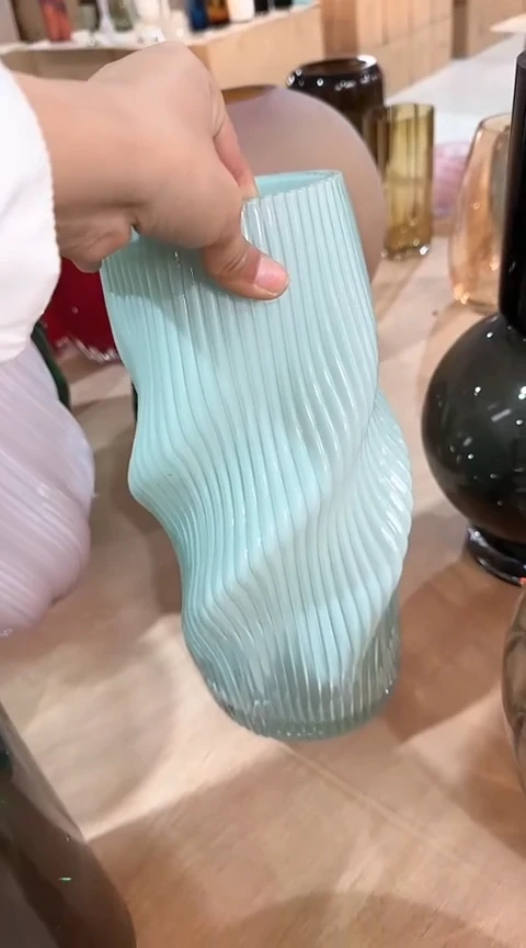 【闪购商品】玻璃1青色扭扭瓶