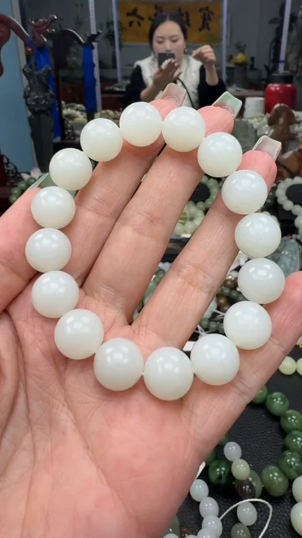 未镶嵌手串和田玉新疆且末金山白玉卡13