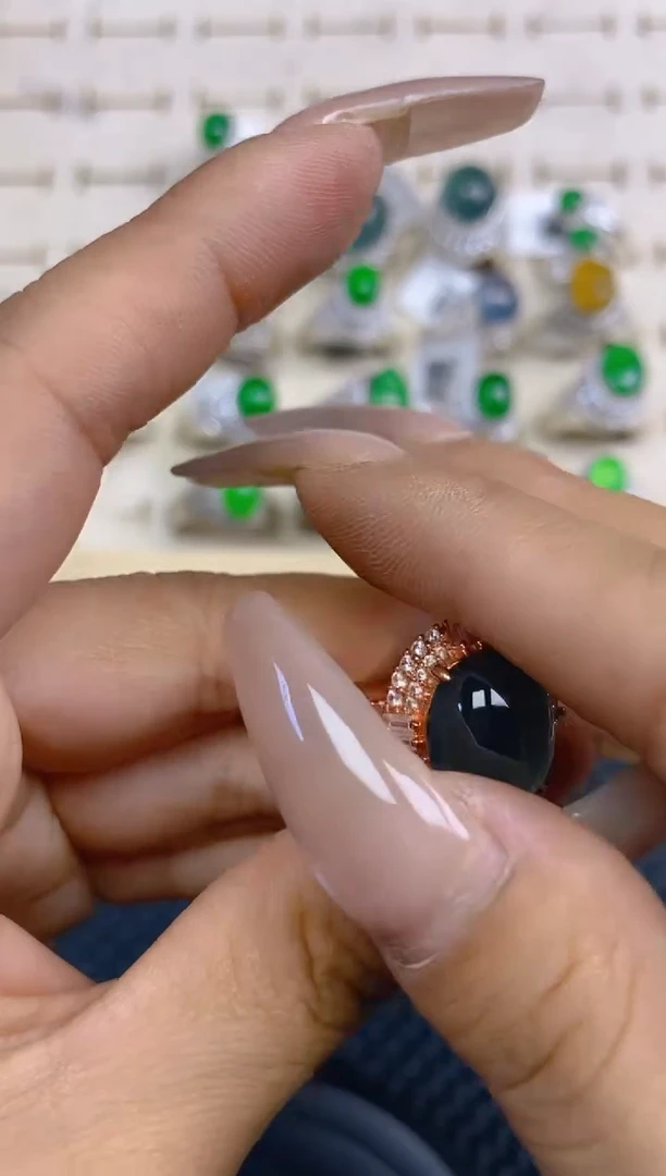 定制翡翠未镶嵌天然翡翠蛋面103