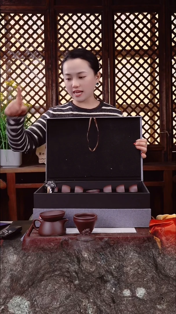 茶壶紫砂21 紫泥 龙行天下 套组