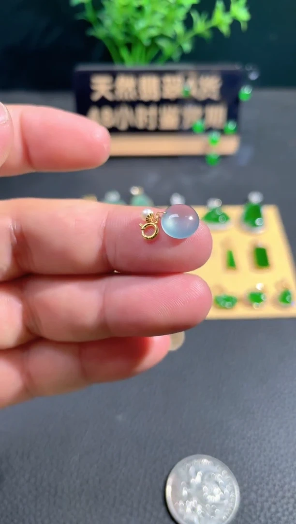 【闪购商品】翡翠颈饰18K金镶嵌翡翠