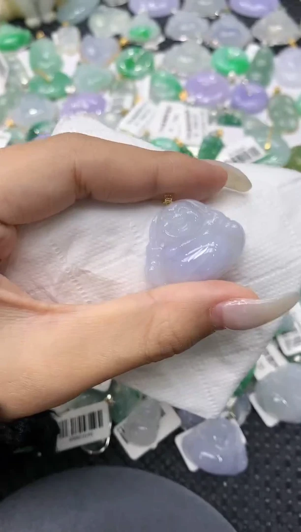 颈饰18K金镶嵌翡翠11111111111