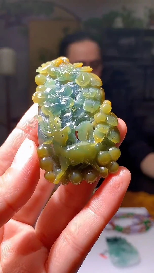 【闪购商品】定制翡翠未镶嵌1019hm-毛货挂件34