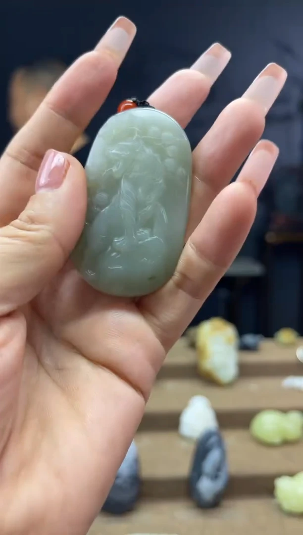 颈饰未镶嵌和田玉1