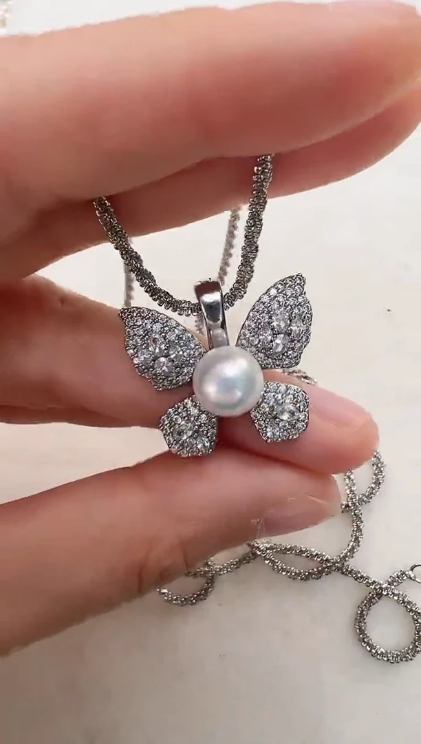 【闪购商品】淡水珍珠吊坠(赠链)合金蝴蝶银色