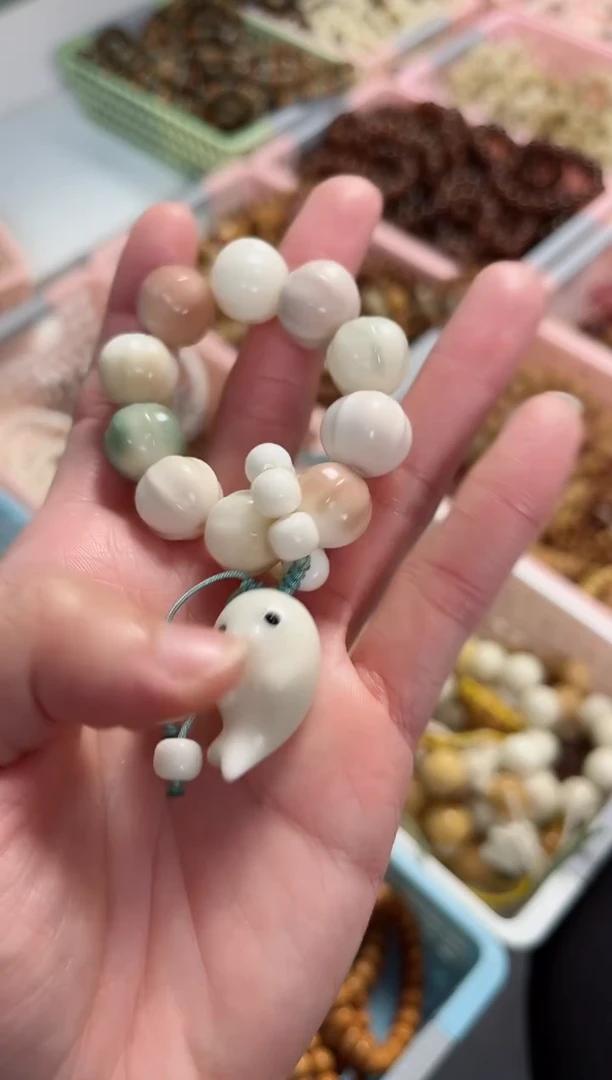 【闪购商品】菩提根/象牙果吊坠菩提根鲨鱼背小海豹手捻