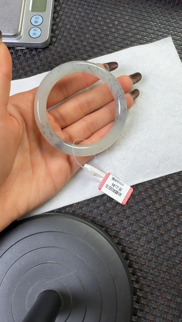 未镶嵌手镯和田玉明*️黑山手镯圈口54