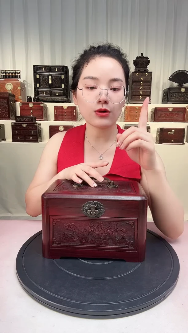 紫檀木类成套家具龙凤呈祥手提