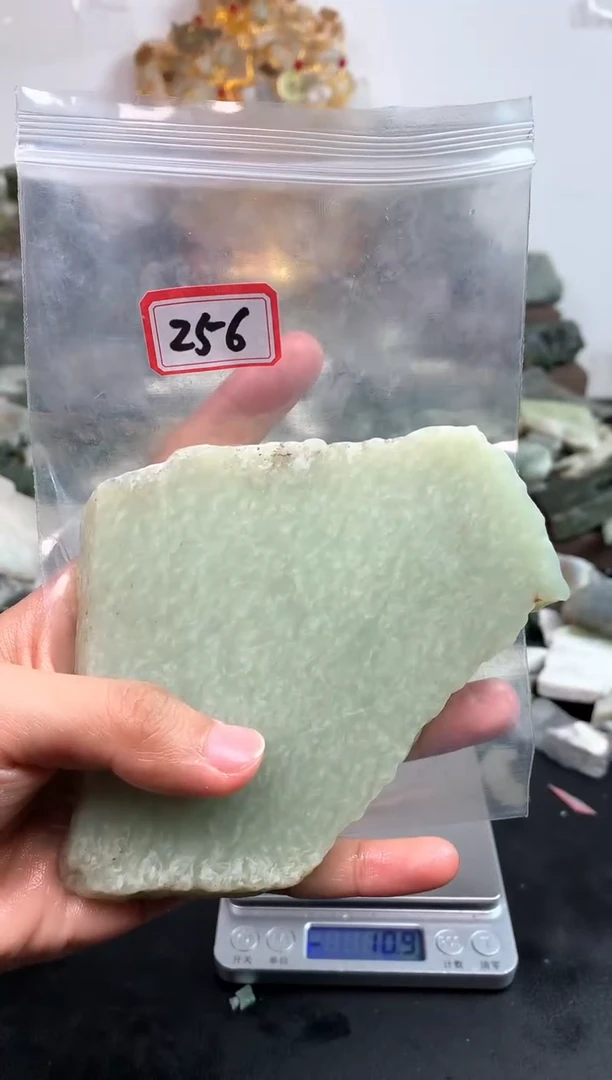 未镶嵌和田玉摆件256