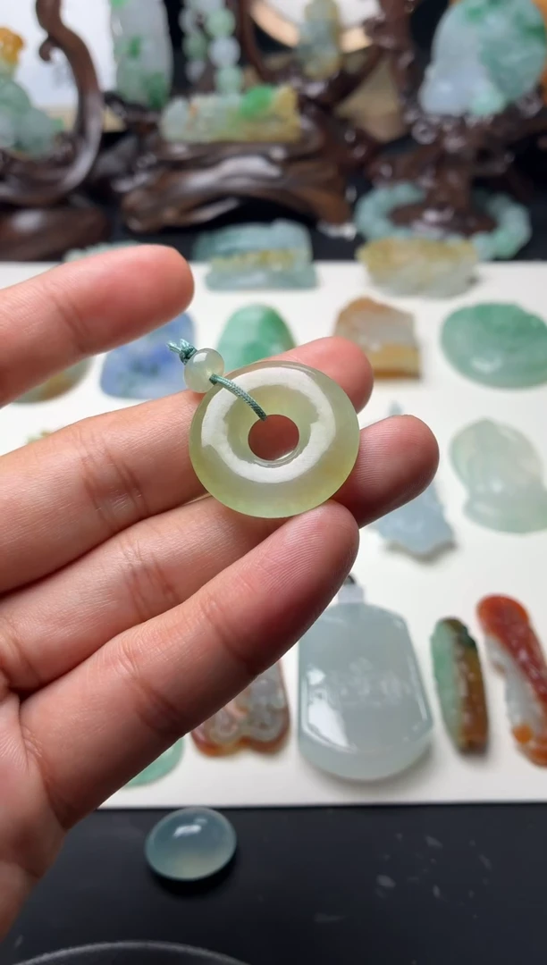 未镶嵌定制翡翠翡翠