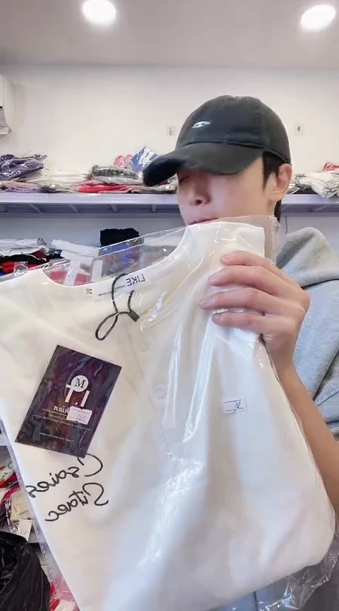 闪电购精品女装79M