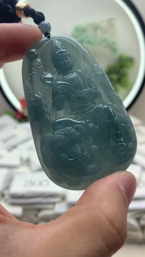 颈饰未镶嵌翡翠普贤