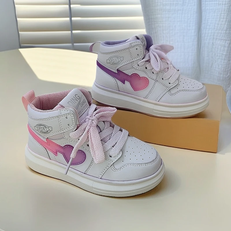 小叮当休闲中帮板鞋