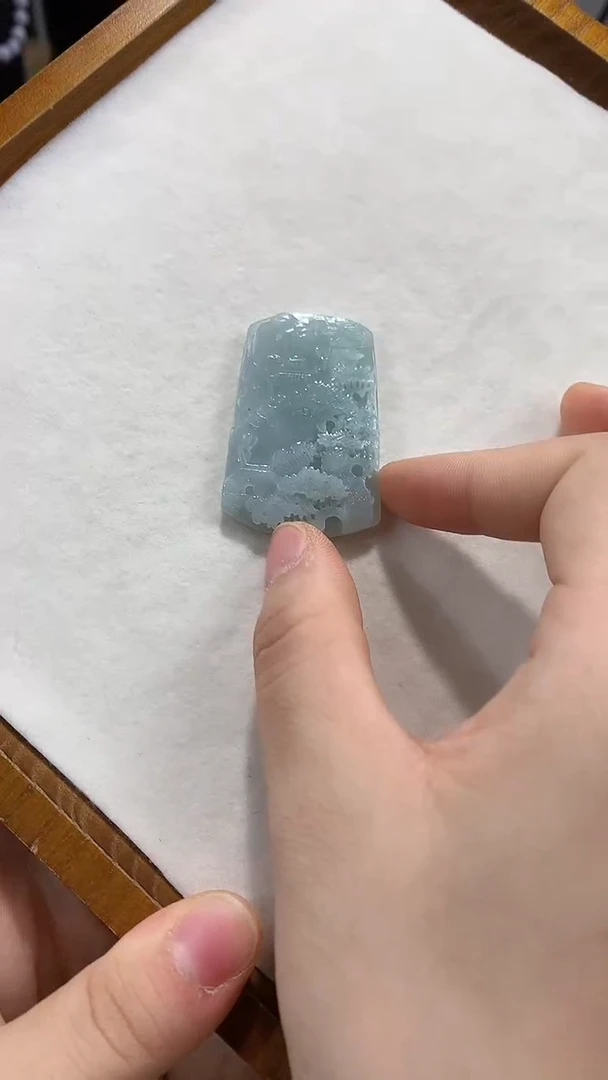 颈饰未镶嵌翡翠吊坠