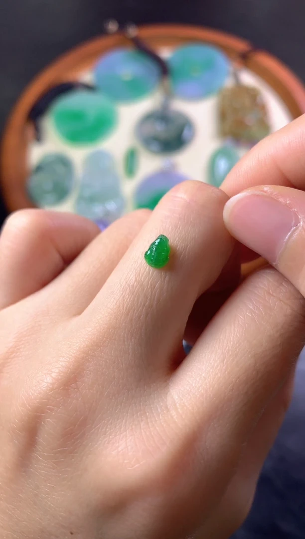 【闪购商品】定制翡翠未镶嵌1裸玉（客户意向镶嵌）