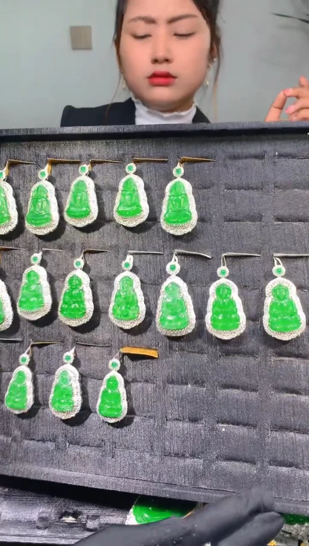 【闪购商品】定制翡翠未镶嵌26定制翡翠-多样性发货（发其一）