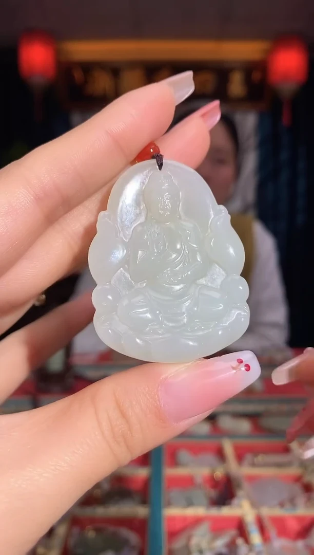 【闪购商品】和田玉挂件未镶嵌狗牌