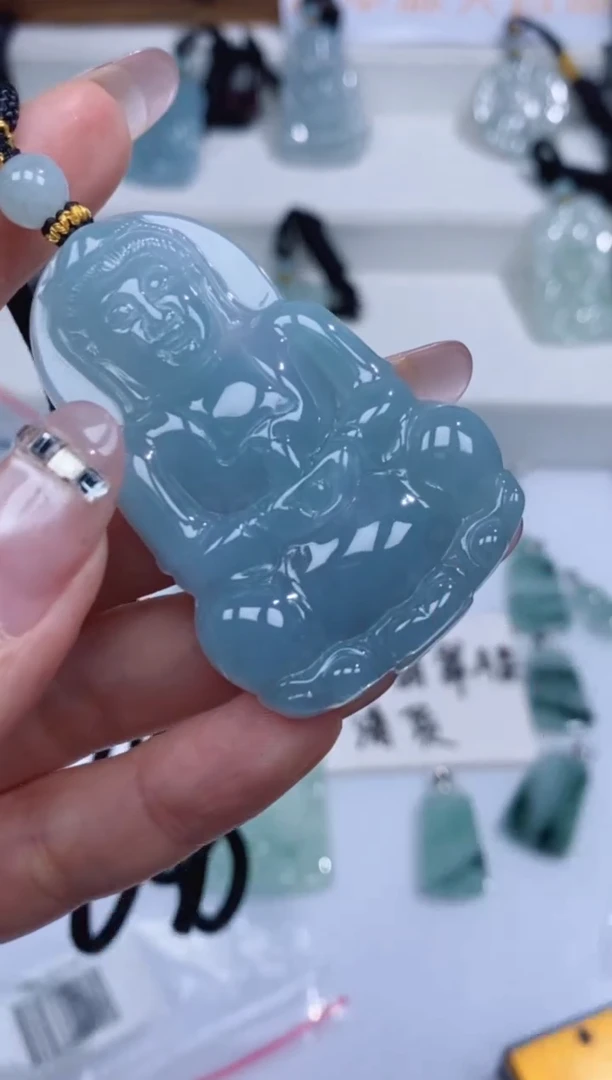 颈饰未镶嵌翡翠吊坠