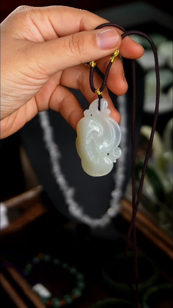 颈饰未镶嵌和田玉001