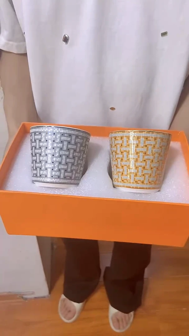 杯鸿辉家品牌瓷器，京东包邮！
