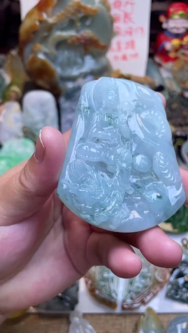 颈饰未镶嵌翡翠龙观音