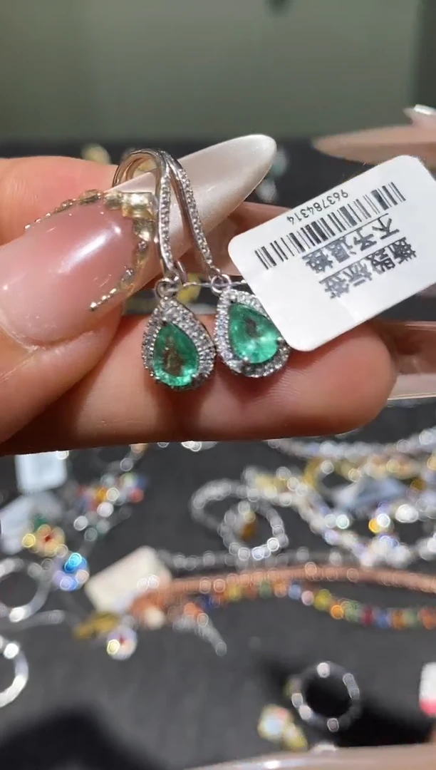 银S925镶嵌耳饰祖母绿耳饰