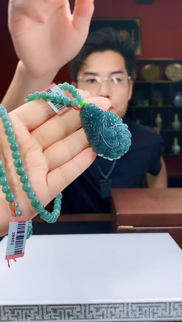 翡翠未镶嵌颈饰翡翠A货