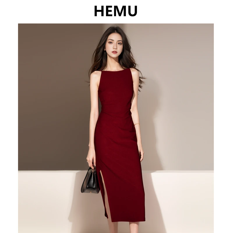 红色吊带连衣裙女夏法式收腰修身订婚礼服日常可穿气质高级感长裙