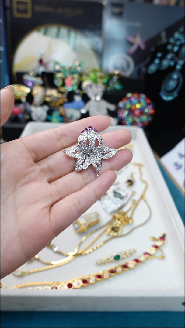 无合金j***6A&S紫镶花朵