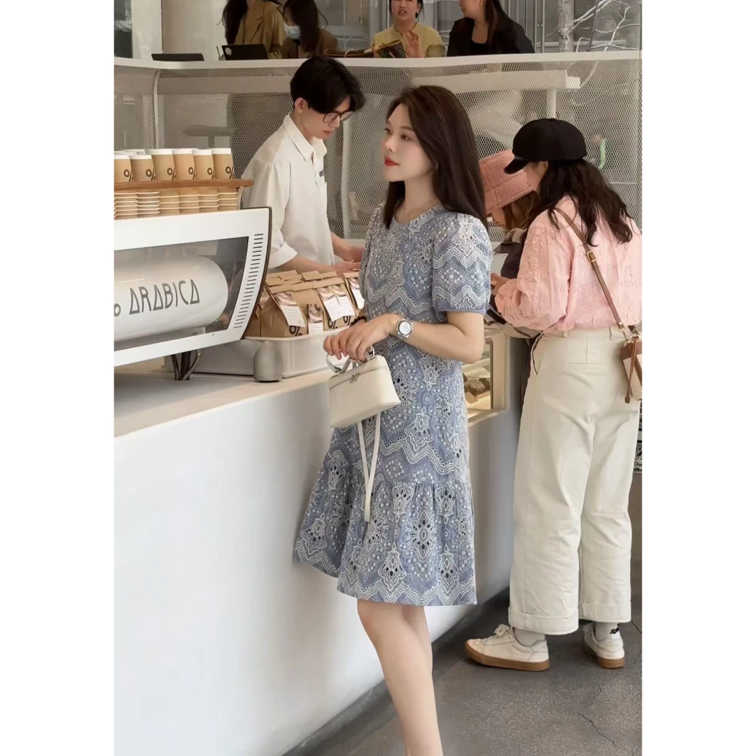 法式复古蓝白圆领印花刺绣连衣裙设计感时尚裙子小众夏季8