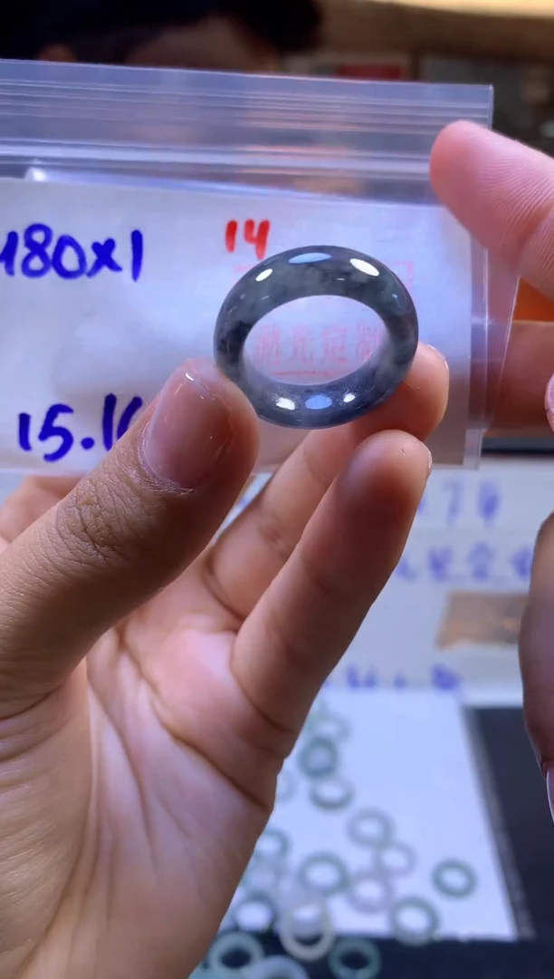 【闪购商品】定制翡翠未镶嵌戒圈#480元-毛货需精细抛光