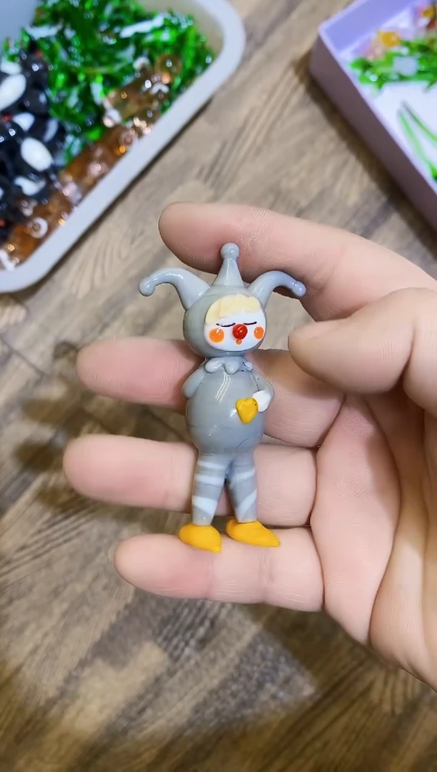 【闪购商品】琉璃手工艺品灰色小丑
