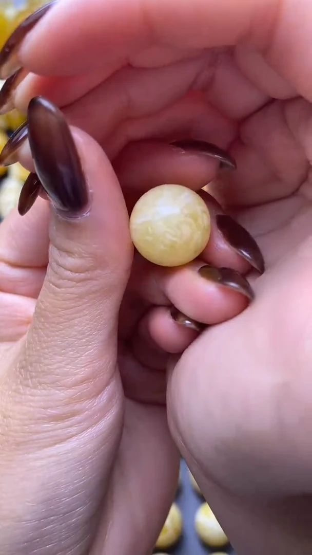 【闪购商品】琥珀裸石未镶嵌蜜蜡.27