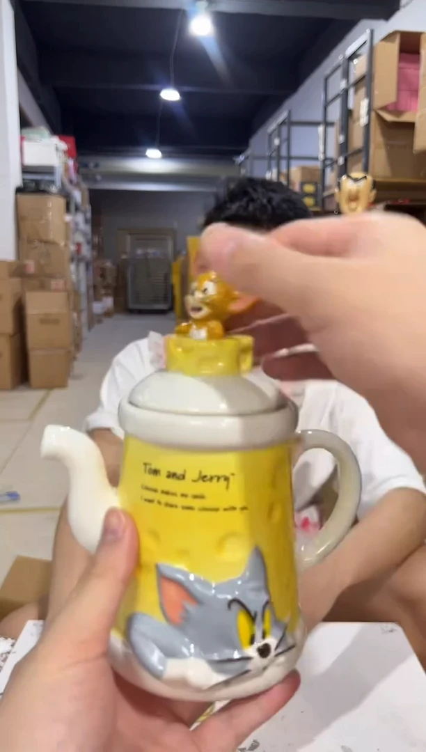 瓷片原盒猫和老鼠奶酪茶壶